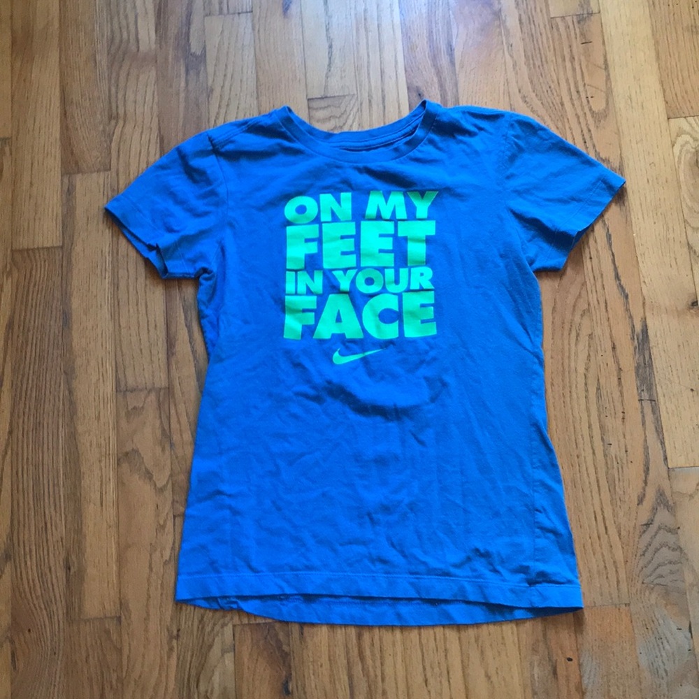 Nike T Shirt